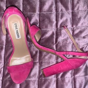 Steve Madden Carrson single strap pump